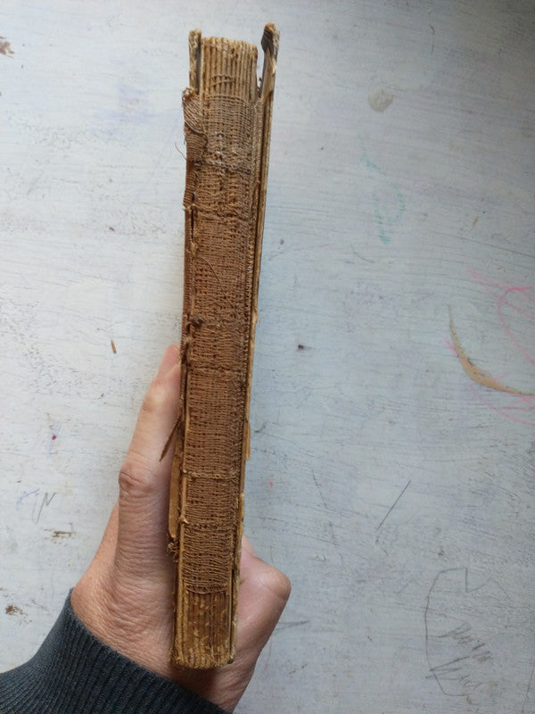 Libro usado en venta: Compendio de Historia colonial americana y argentina de J. M. Saenz Valiente; editorial Angel Estrada impreso en 1951.3