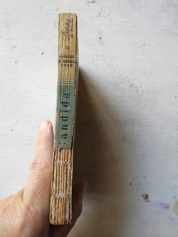 Libro usado en venta: El Greco o El secreto de Toledo de Maurice Barres; editorial Hachette impreso en 1944 realizamos envios a todo el mundo.2