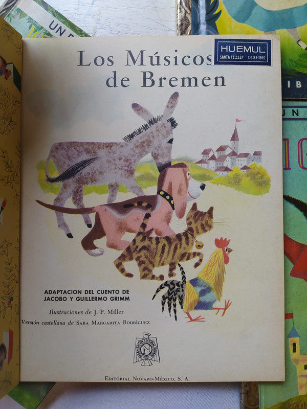 Libro usado en venta: Un librito de oro (6 Libros); editorial Hachette impreso en 1959 realizamos envios a todo el mundo.3