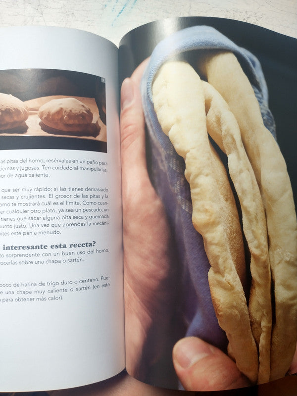 Libro usado en venta: Pan casero de Iban Yarza; editorial Larousse impreso en 2017 realizamos envios a todo el mundo.4