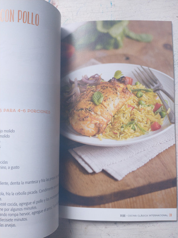 Libro usado en venta: Peru - Cocina clasica Internacional de Adriana Fernandez; editorial Planeta impreso en 2015 realizamos envios a todo el mundo.3