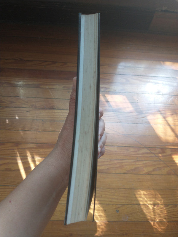 Libro usado en venta: Somos una familia de Fabio Bartolomei; editorial Tusquets impreso en 2015 realizamos envios a todo el mundo.2