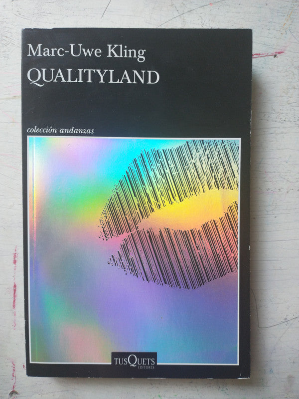 Libro usado en venta: Qualityland de Marc-Uwe Kling; editorial Tusquets impreso en 2020 realizamos envios a todo el mundo.1