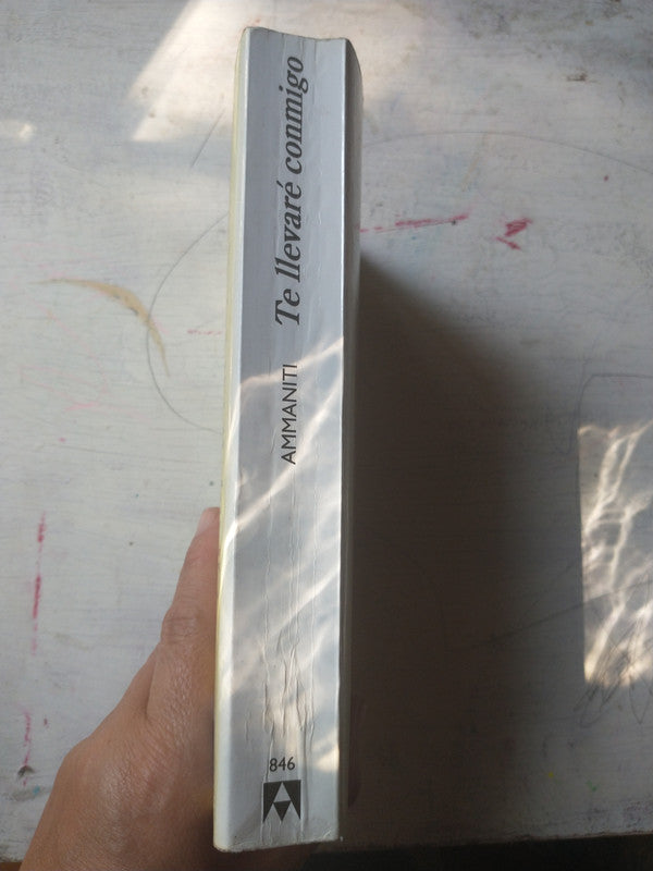 Libro usado en venta: Twelve de Nick McDonell; editorial Anagrama impreso en 2003 realizamos envios a todo el mundo.2