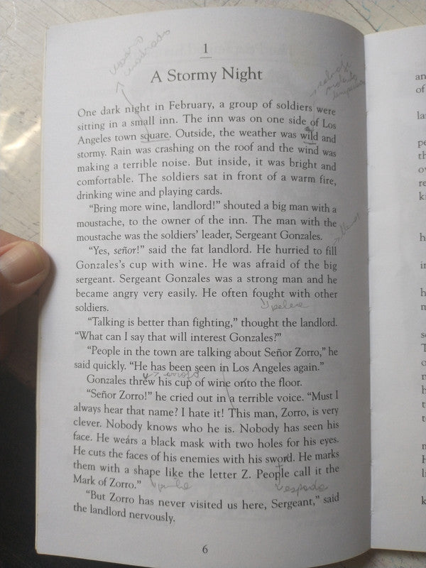 Libro usado en venta: The Mark of Zorro (No contiene CD) de Johnston McCulley; editorial Macmillan impreso en 2005 realizamos envios a todo el mundo.3