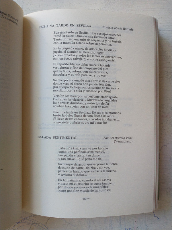 Libro usado en venta: Antologia poetica universal; editorial Alfredo Ortells impreso en 1994 realizamos envios a todo el mundo.3