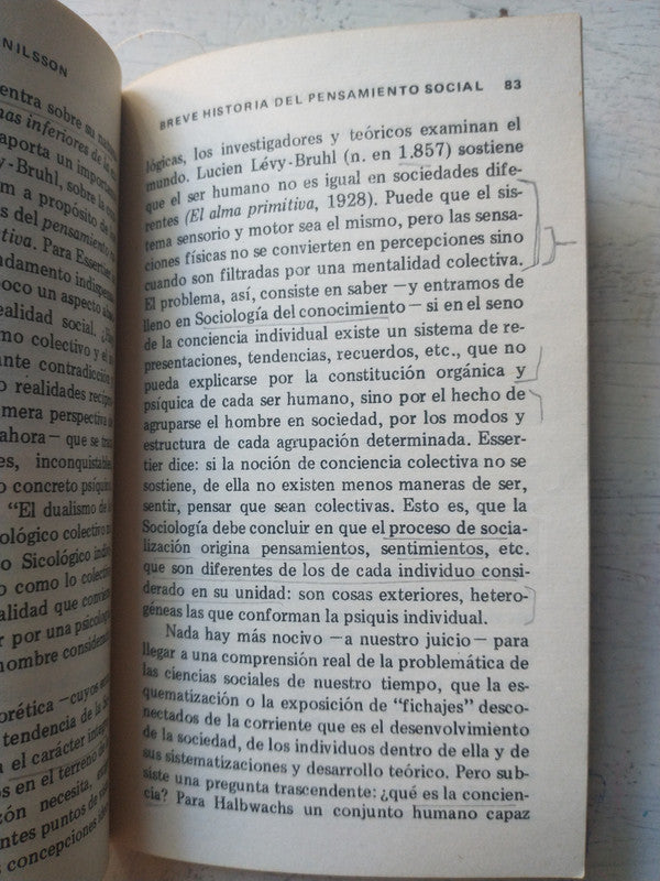 Libro usado en venta: Breve historia del Pensamiento social de Jorge Lagos Nilsson; editorial Claridad impreso en 1988 envios a todo el mundo.2