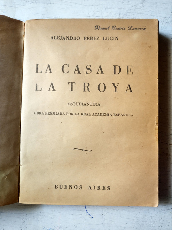 Libro usado en venta: La eneida de Publio Virgilio Maron; editorial Ramon Sopena impreso en 1952 realizamos envios a todo el mundo.2