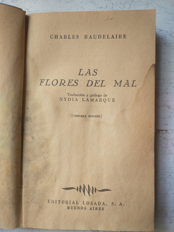 Libro usado en venta: Tablas usuales de Lascurain - Lambiase - Roca; editorial El Ateneo impreso en 1974 realizamos envios a todo el mundo.2