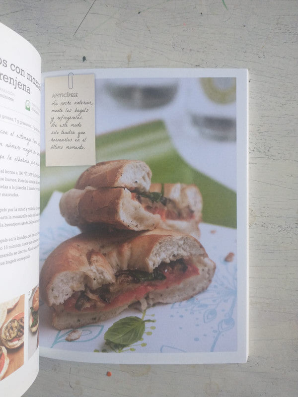 Libro usado en venta: Paso a paso cocina vegetariana; editorial Parragon impreso en 2014 realizamos envios a todo el mundo.3