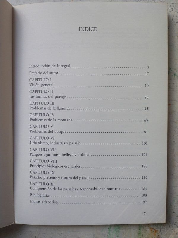 Libro usado en venta: El semblante de la tierra de Enrenfried Pfeiffer; editorial Integral impreso en 1983 realizamos envios a todo el mundo.3