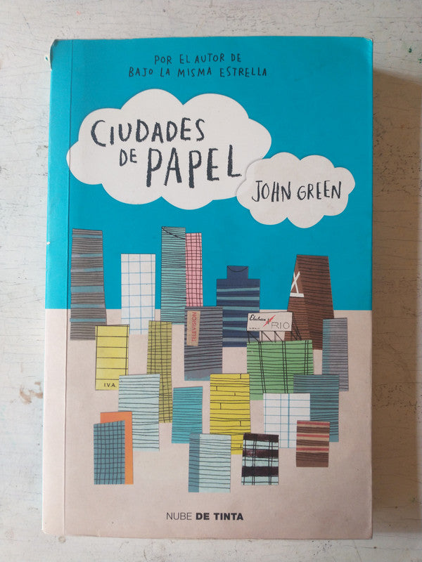 Libro usado en venta: Ciudades de papel de John Green; editorial Nube de Tinta impreso en 2014 realizamos envios a todo el mundo.1