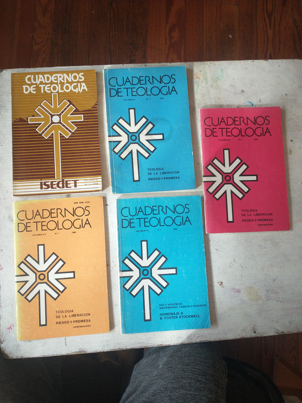 Libro usado en venta: Cuadernos de Teologia (5 Vol.); editorial Litodar impreso en 1986 realizamos envios a todo el mundo.1