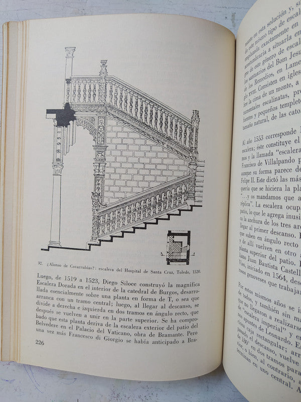 Libro usado en venta: Esquema de la Arquitectura Europea de Nikolaus Pevsner; editorial Infinito impreso en 1957 realizamos envios a todo el mundo.2