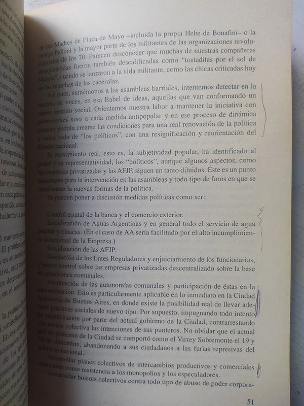 Libro usado en venta: Que son las asamableas populares; editorial A. Peña Lillo impreso en 2002 realizamos envios a todo el mundo.2