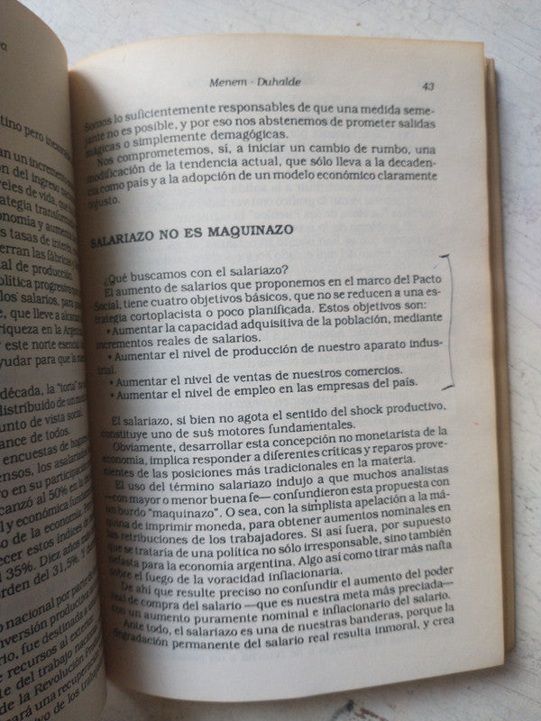 Libro usado en venta: Plan revolucionario de operaciones de Mariano Moreno; editorial Plus Ultra impreso en 1965 realizamos envios a todo el mundo.3