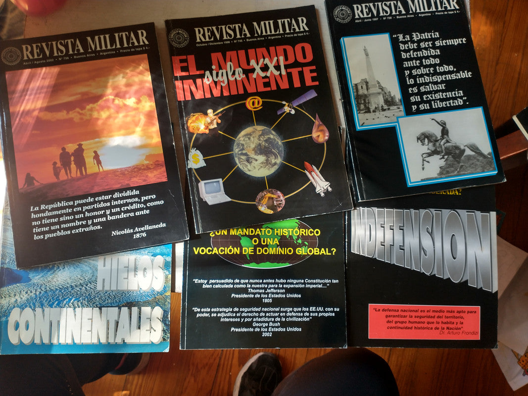Libro usado en venta: El flagelo del terrorismo de Revista Militar; editorial Circulo Militar impreso en 2001 realizamos envios a todo el mundo.2