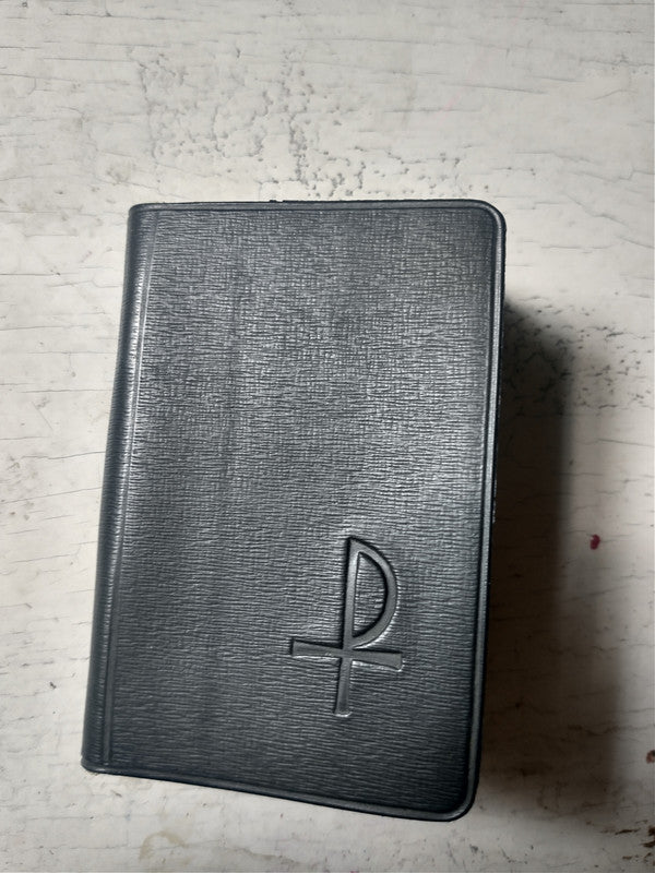 Libro usado en venta: Escala al cielo - Nuevo devocionario para la juventud piadosa; editorial J. Steinbrener impreso en 1928 envios a todo el mundo.2