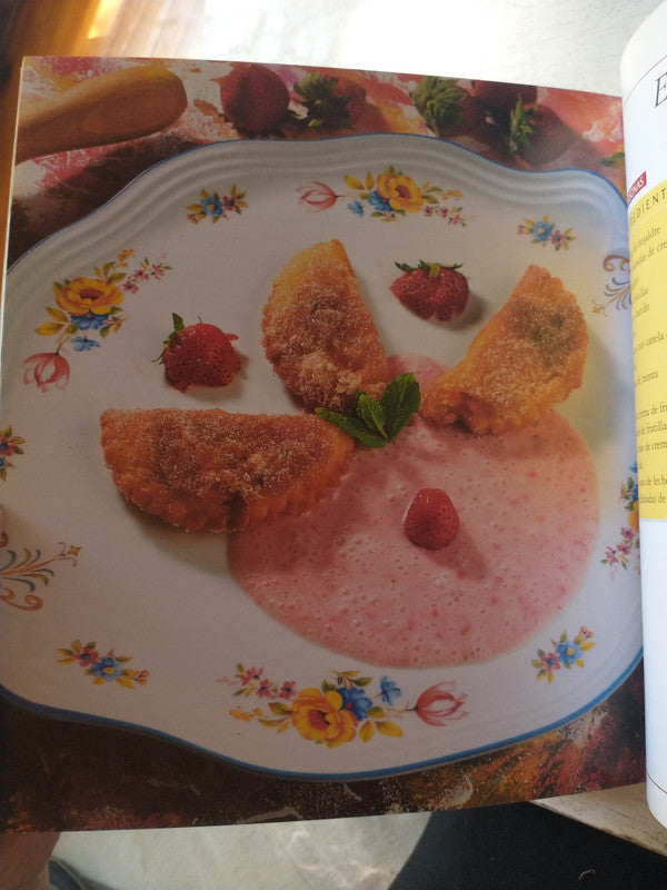 Libro usado en venta: Karlos Argui?ano en tu cocina de Karlos Arguiñano; editorial Debate impreso en 1998 realizamos envios a todo el mundo.4