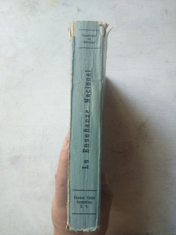 Libro usado en venta: Homenaje del Instituto de Ciencias Politicas de Stromata 4 Estrada; editorial Espasa - Calpe impreso en 1942.2
