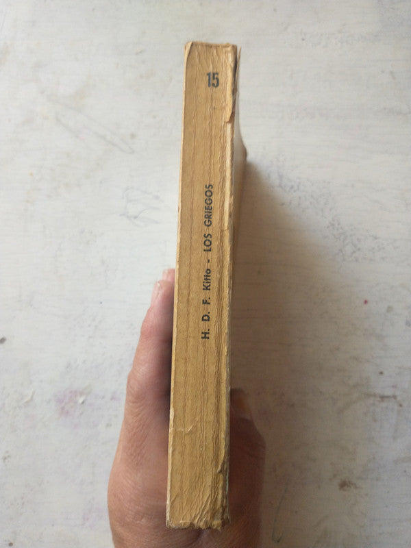 Libro usado en venta: El espectro de Napoleon de Liddell Hart; editorial Eudeba impreso en 1969 realizamos envios a todo el mundo.2