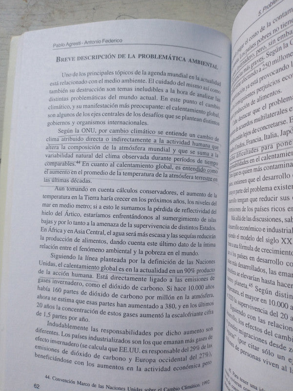 Libro usado en venta: La Constitucion Nacional y los Derechos Humanos de Jorge Reinaldo Vanossi; editorial Eudeba impreso en 1986.2