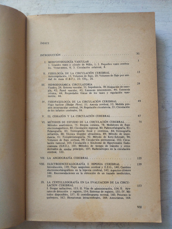 Libro usado en venta: La genesis de la humanidad de C. Arambourg; editorial Eudeba impreso en 1961 realizamos envios a todo el mundo.2