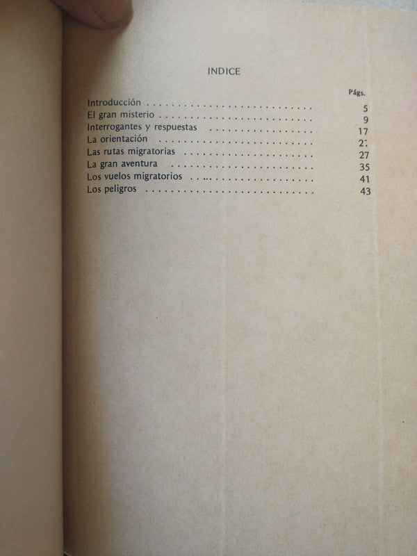 Libro usado en venta: Migraciones de las aves de Carlos Selva Andrade; editorial Albatros impreso en 1976 realizamos envios a todo el mundo.3