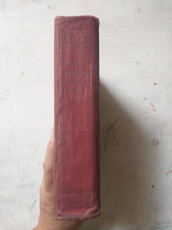 Libro usado en venta: Por los senderos del idioma de Darnet de Ferreyra - Maggi de Pardo; editorial Hachette impreso en 1941 envios a todo el mundo.4