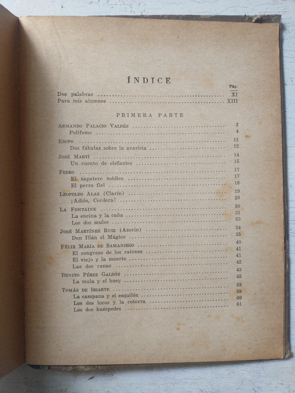 Libro usado en venta: Acervo literario de Darnet de Ferreyra; editorial Angel Estrada realizamos envios a todo el mundo.4