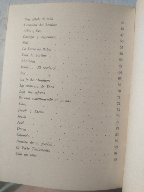 Libro usado en venta: Cabeza y eternidad - Parte 1 de Ang. Tutera; editorial Ediciones del Autor impreso en 1974 realizamos envios a todo el mundo.2