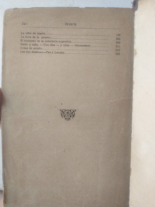 Libro usado en venta: Glorias Argentinas de Mariano A. Pelliza; editorial Felix Lajouane impreso en 1896 realizamos envios a todo el mundo.3
