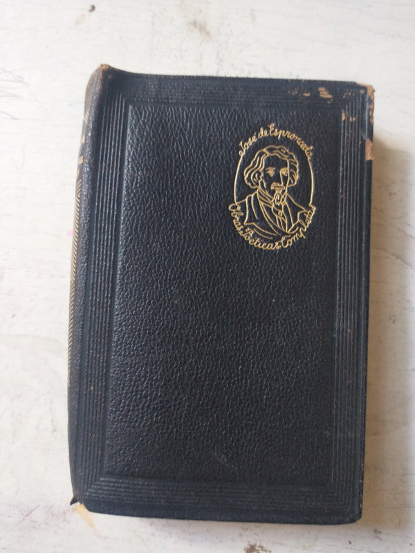 Libro usado en venta: Poesias completas de Ruben Dario; editorial Aguilar impreso en 1954 realizamos envios a todo el mundo.2