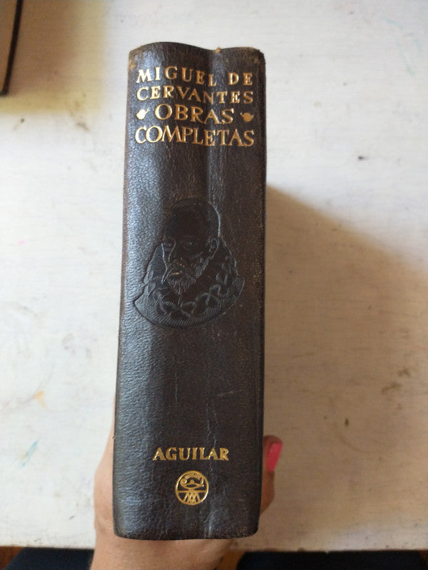 Libro usado en venta: Obras completas de Miguel de Cervantes Saavedra; editorial Aguilar impreso en 1949 realizamos envios a todo el mundo.3