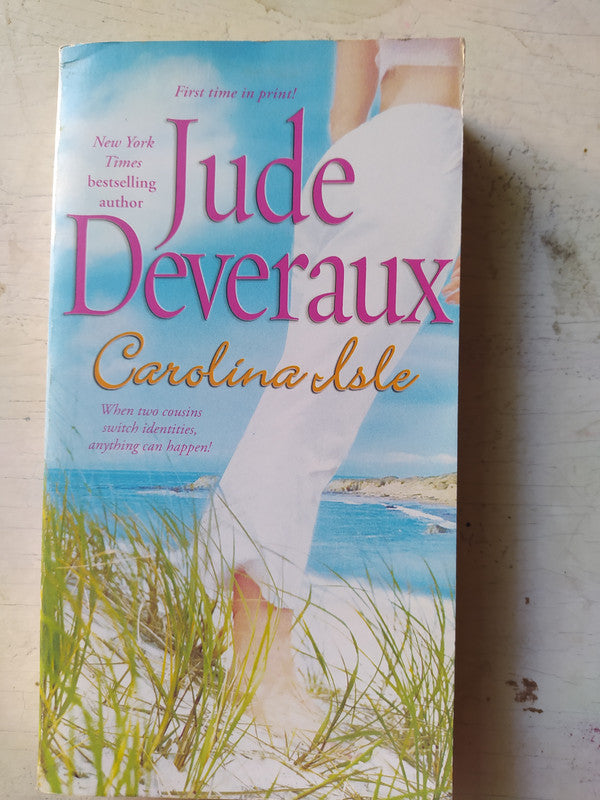 Libro usado en venta: Carolina Isle de Jude Deveraux; editorial Pocket Book impreso en 2006 realizamos envios a todo el mundo.1