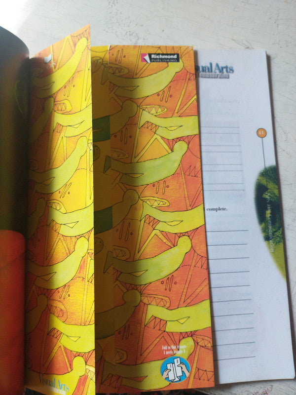 Libro usado en venta: Business & Management - Plus activities (Level Two); editorial Tools realizamos envios a todo el mundo.2