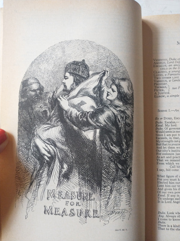 Libro usado en venta: The complete works of William Shakespeare de William Shakespeare; editorial Gramercy Books impreso en 1975.5