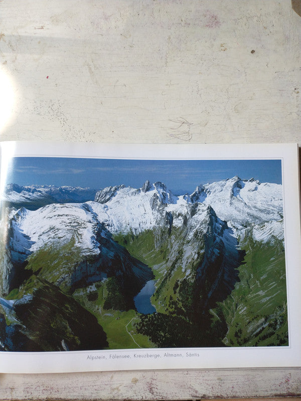 Libro usado en venta: Ostschweiz - Farbfotografien de Herbert Haltmeier; editorial Fotostudio un Alpsteinverlag impreso en 1996 envios a todo el mundo.4