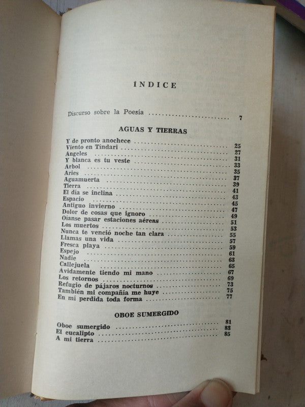 Libro usado en venta: Obra completa de Salvador Quasimo; editorial Sur impreso en 1958 realizamos envios a todo el mundo.2