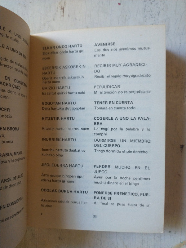 Libro usado en venta: Euskara-Castellano (Biling?e) de Diccionario de modismos; editorial Joseba Gereño realizamos envios a todo el mundo.3