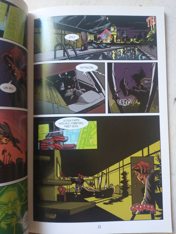 Libro usado en venta: Khur - El fugitivo de Autores - Varios; editorial Pictus impreso en 2015 realizamos envios a todo el mundo.2