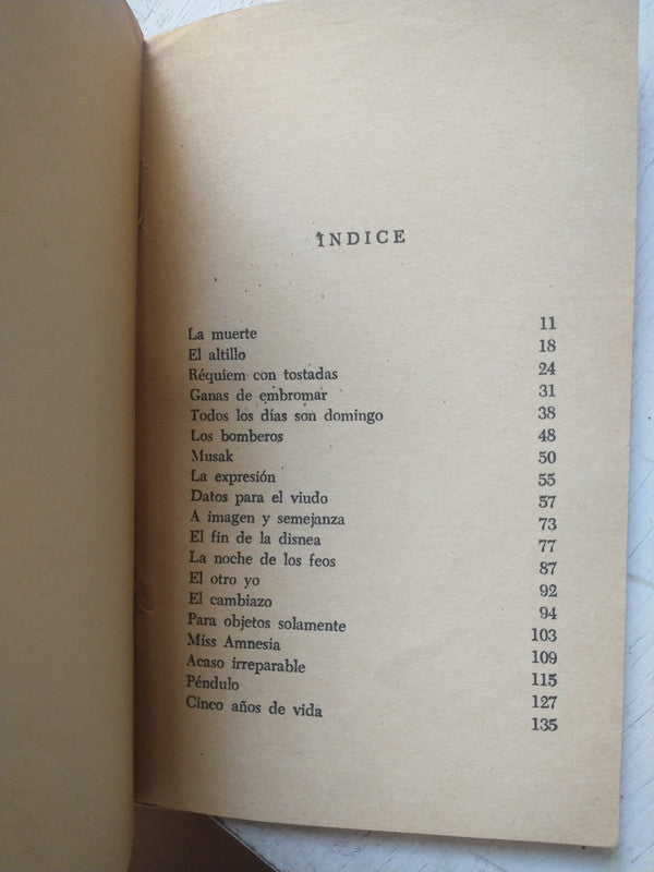 Libro usado en venta: Xaimaca de Ricardo Güiraldes; editorial Losada impreso en 1967 realizamos envios a todo el mundo.2