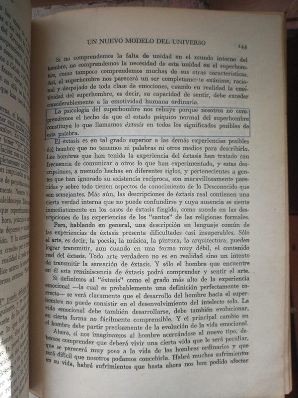 Libro usado en venta: Un nuevo modelo del universo de Pedro Ouspensky; editorial Kier impreso en 1967 realizamos envios a todo el mundo.2