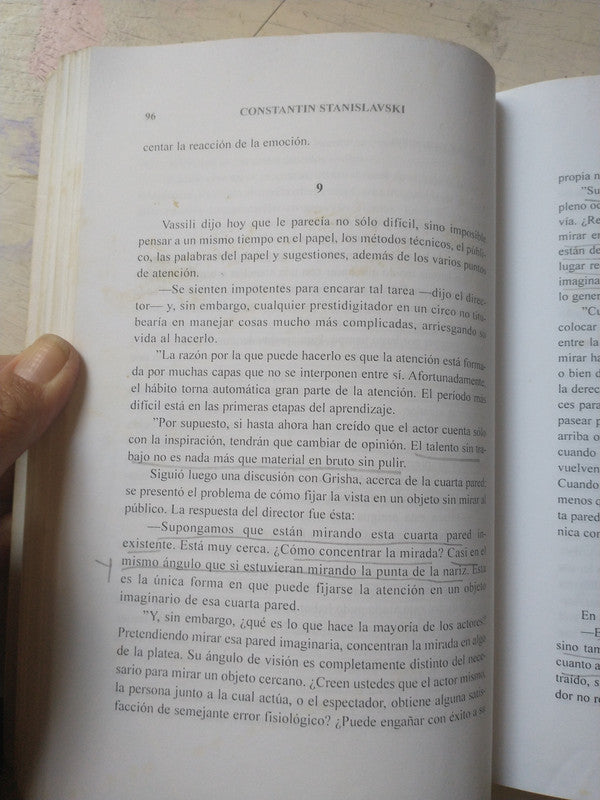 Libro usado en venta: Cabezon - Biografia oficial de Andres D'Alessandro de Diego Borinsky; editorial Aguilar impreso en 2021 envios a todo el mundo.2