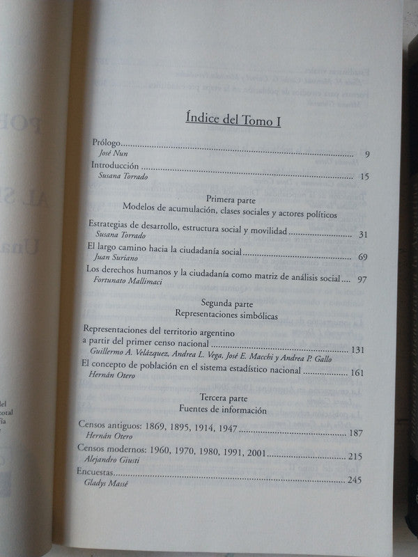 Libro usado en venta: Breakfast at Tiffany's de Truman Capote; editorial Vintage impreso en 1993 realizamos envios a todo el mundo.2