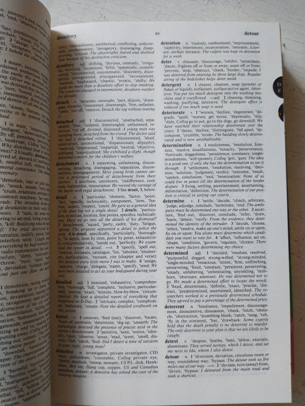 Libro usado en venta: The Oxford Thesaurus de Laurence Urdang; editorial Oxford University Press impreso en 1992 realizamos envios a todo el mundo.4