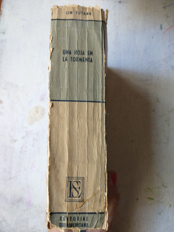 Libro usado en venta: La chica del tren de Paula Hawkins; editorial Planeta impreso en 2018 realizamos envios a todo el mundo.2