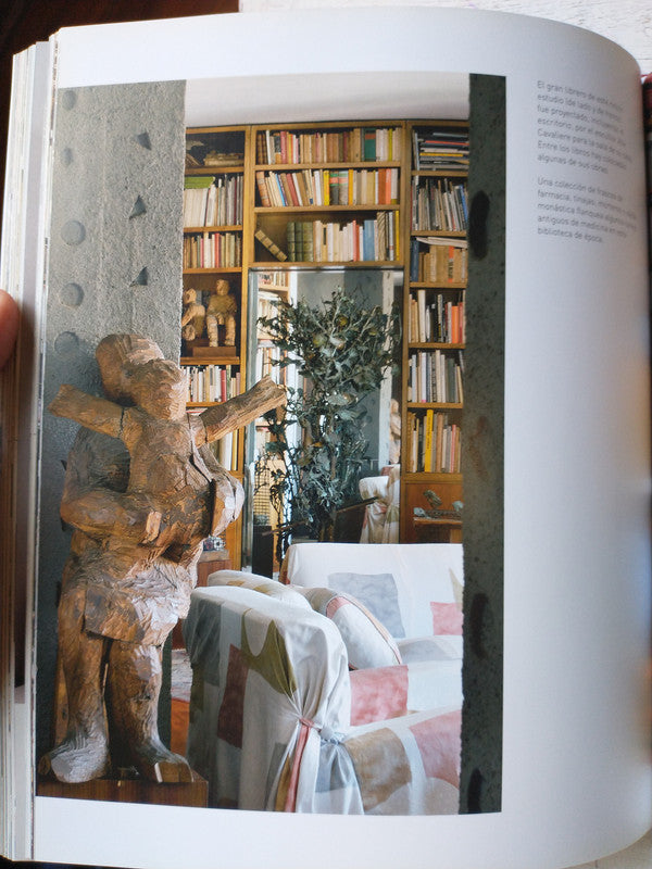 Libro usado en venta: Vivir con libros de Giuseppe Molteni - Roberta Motta; editorial Oceano impreso en 2013 realizamos envios a todo el mundo.3