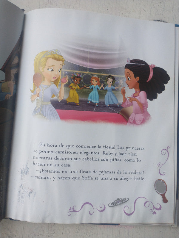 Libro usado en venta: Belen y Michu - Rompen el record de fosiles de Annie Barrows - Sophie Blackall; editorial Catapulta impreso en 2013.2