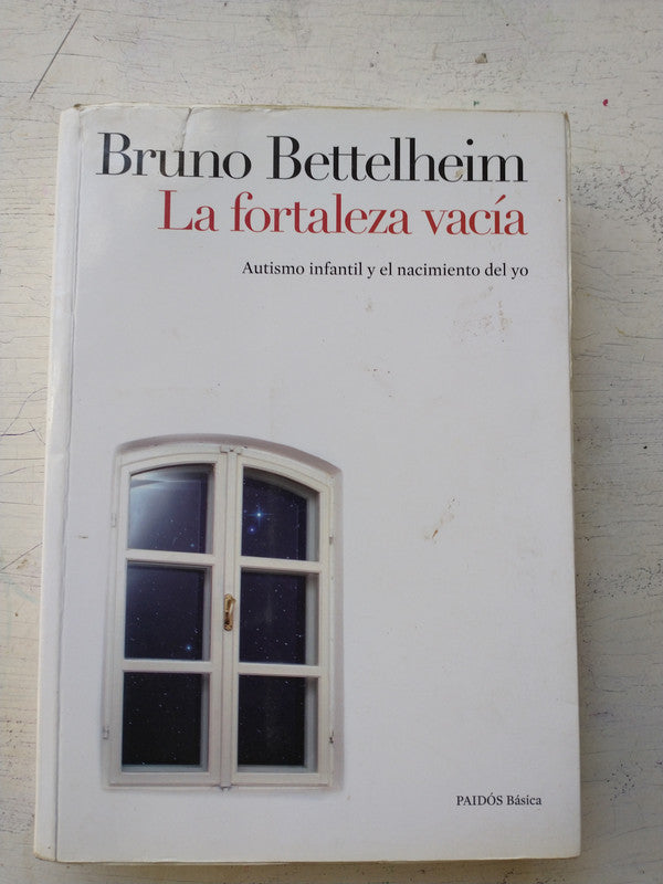 Libro usado en venta: La fortaleza vacia de Bruno Bettelheim; editorial Paidos impreso en 2012 realizamos envios a todo el mundo.1